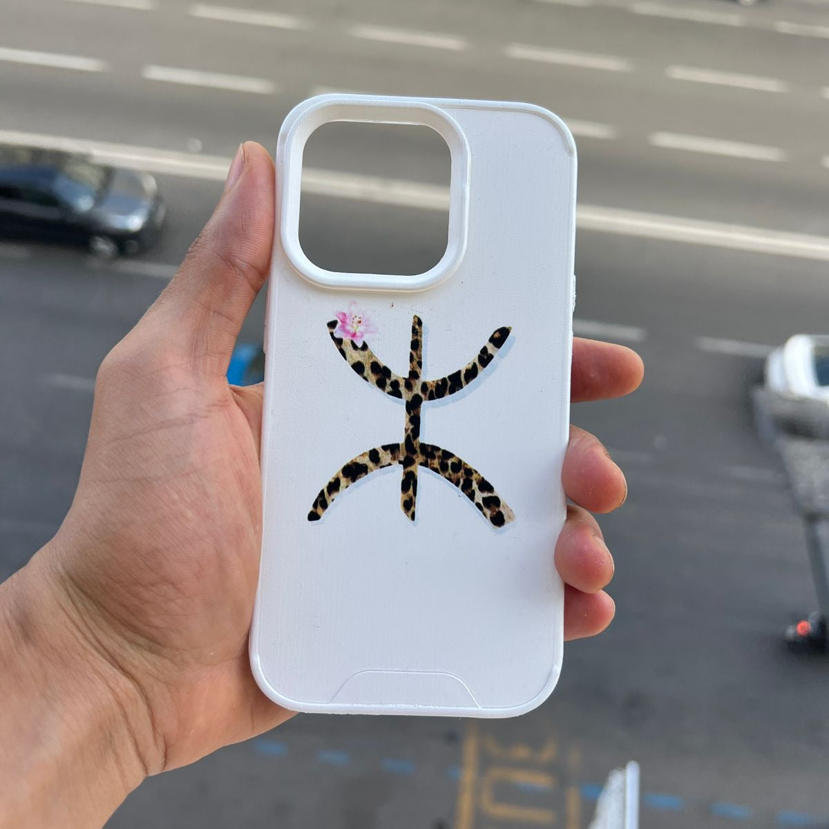 Amazigh leopard sign (blanc) - Amazigh Culture